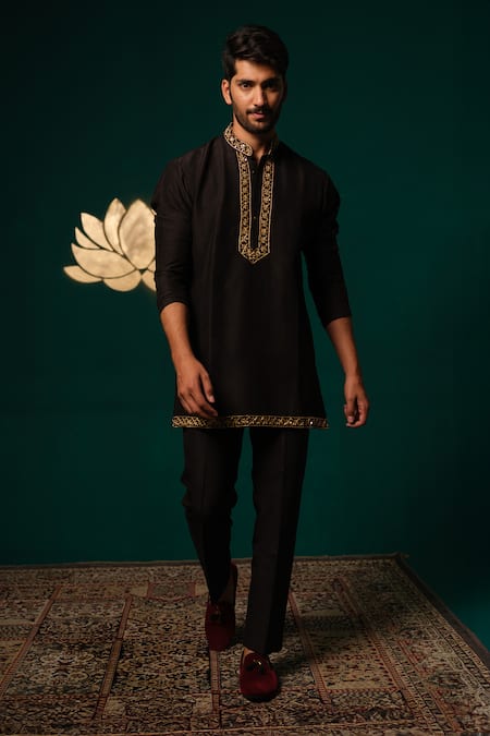 Niloufer By Aasif Ally Zardozi Embroidered Short Kurta & Pant Set 