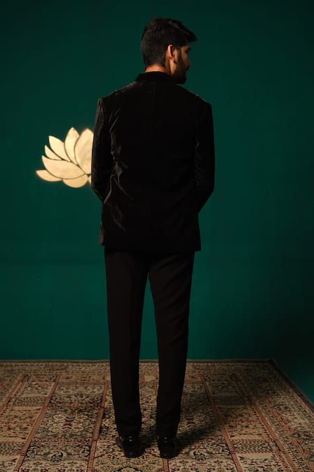 Niloufer By Aasif Ally Cutdana Handwork Inner Jacket & Pant Set 