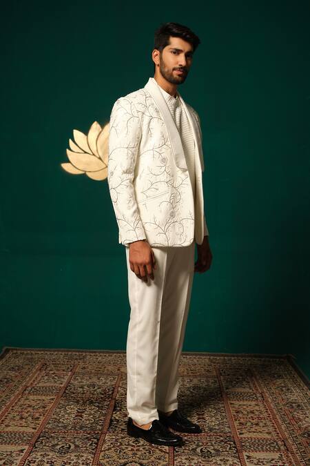 Shop_Niloufer By Aasif Ally_White Silk Embroidery Zardozi And Cutdana Handwork Blazer & Pant Set _Online_at_Aza_Fashions