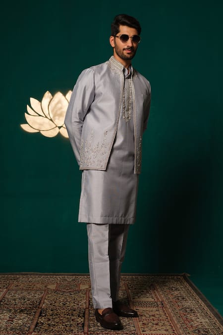 Buy_Niloufer By Aasif Ally_Gray Silk Embroidery, Sequins, Zari Zardozi And Cut Dana Kurta Set 