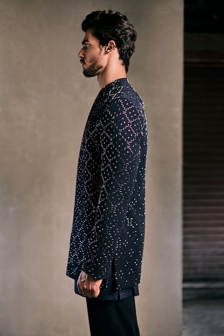 Tisa - Men Geometric Embroidered Bandhgala Set 