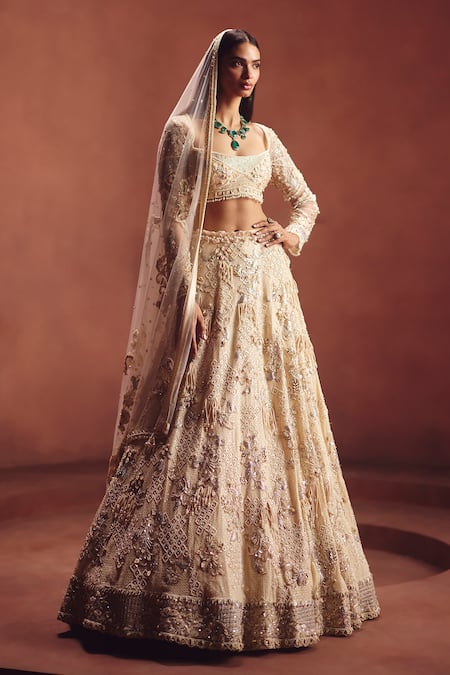 Awigna Ivory Bridal Embellished Lehenga Set 
