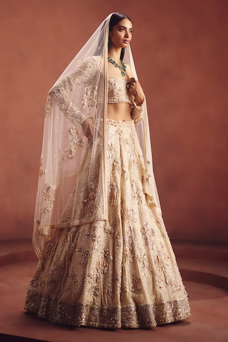 Awigna_Ivory Net Embroidery, Beads, Sequins, Zari Square Bridal Embellished Lehenga Set _Online_at_Aza_Fashions