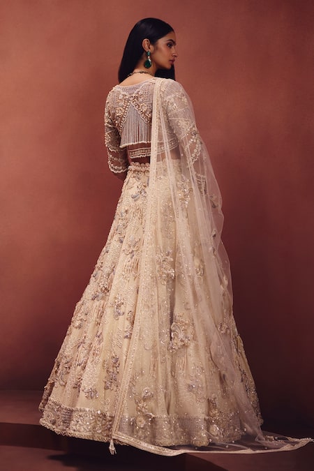 Awigna Ivory Bridal Embellished Lehenga Set 