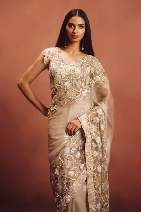 Awigna Ivory Embellished Saree With Blouse 
