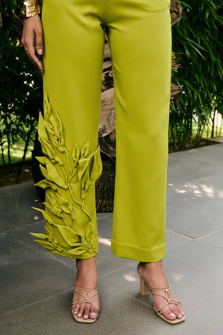 Buy_Kay Kay_Olive Green Crepe Applique Halter Neck Noire Top And Pant Co-ord Set 