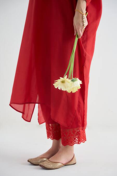 Shop RAAS LIFE Red Cotton, Silk Embroidery, Lace V-neck Kaftan Kurta Online at Aza Fashions Shop_RAAS LIFE_Red Cotton, Silk Embroidery, Lace V-neck Kaftan Kurta _Online_at_Aza_Fashions