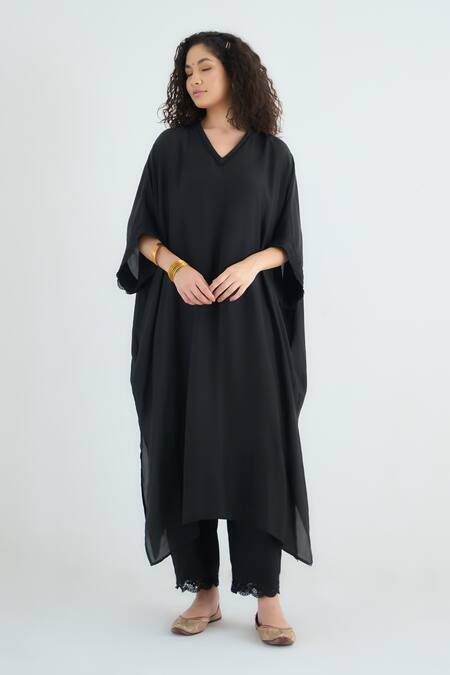 RAAS LIFE_Black Cotton, , Vegan Lace V-neck Angela Kaftan Set With Ombre Dupatta _Online_at_Aza_Fashions
