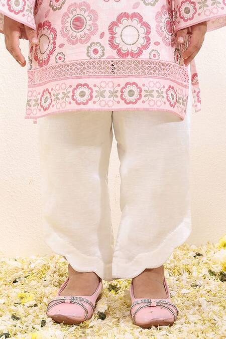 Neha Gursahani_Pink Satin, Linen Embroidery Floral Printed Kurta Set With Jaali _Online_at_Aza_Fashions