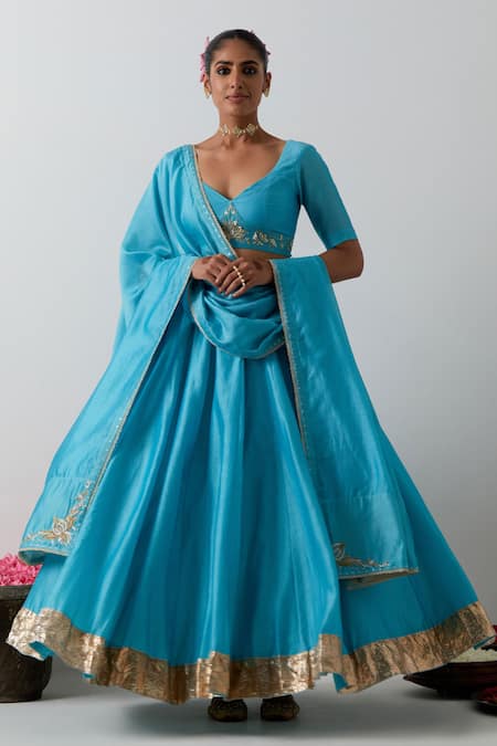 Vinusto Chanderi Floral Motif Embroidered Lehenga Set 