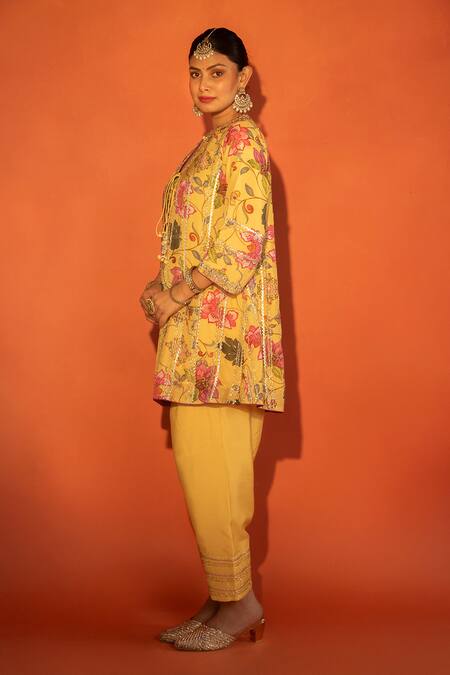 Tanu Malhotra_Yellow Cotton, Silk, Organza Embroidery, Sequins Floral Printed And Angrakha Set _Online_at_Aza_Fashions
