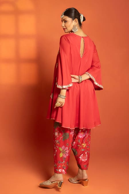 Shop_Tanu Malhotra_Red Cotton, Silk, Organza Embroidery, Metallic Thread, Zari Round Anarkali Set _Online_at_Aza_Fashions
