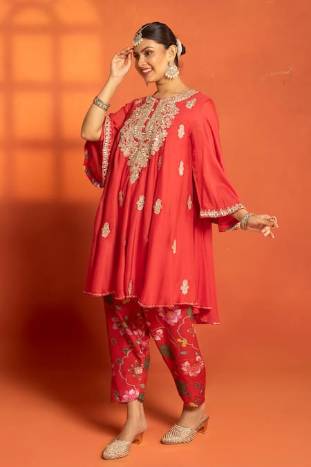Shop_Tanu Malhotra_Red Cotton, Silk, Organza Embroidery, Metallic Thread, Zari Round Anarkali Set 