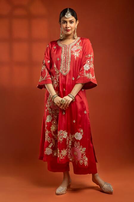 Shop_Tanu Malhotra_Red Cotton, Silk, Net Embroidery, Mirrors Round Neck Kurta Set _Online_at_Aza_Fashions