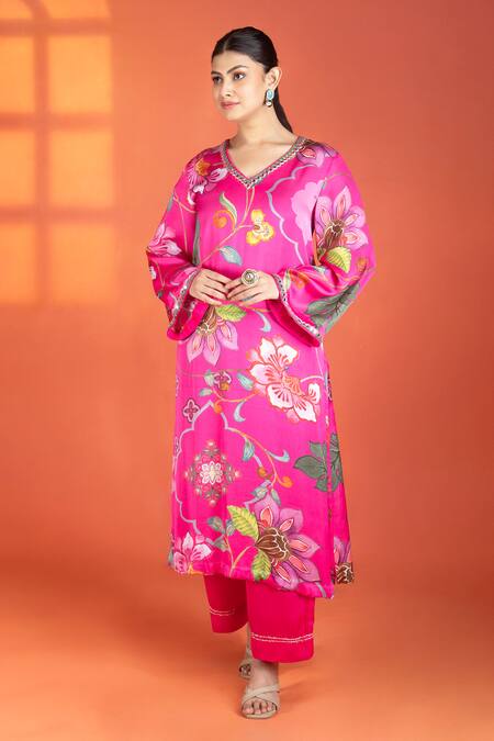 Buy_Tanu Malhotra_Fuchsia Modal, Satin Mirrors, Embroidery, Piping V-neck Floral Printed Kurta Set _Online_at_Aza_Fashions
