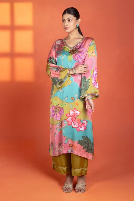 Shop_Tanu Malhotra_Pink Modal, Satin, Silk Sequins, Embroidery, Piping Floral Printed Kurta Set _Online_at_Aza_Fashions