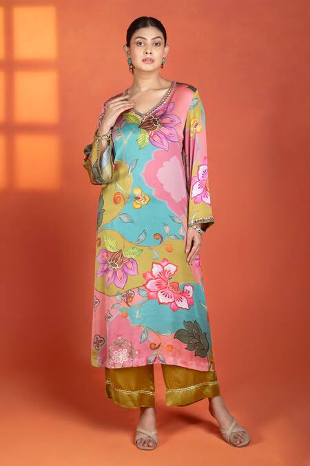 Tanu Malhotra_Pink Modal, Satin, Silk Sequins, Embroidery, Piping Floral Printed Kurta Set _at_Aza_Fashions
