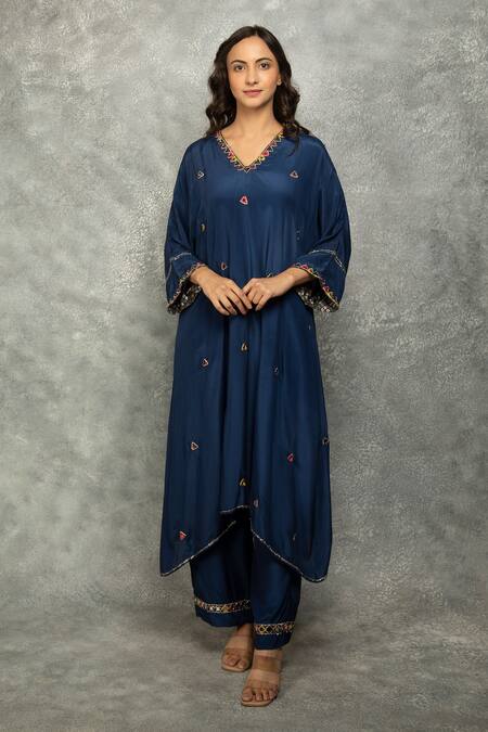 Shop_Tanu Malhotra_Blue Crepe Mirrors, Embroidery V-neck Work Kaftan Kurta And Pant Set _Online_at_Aza_Fashions