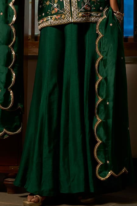 Buy_Saangi_Emerald Green Silk, Organza Embroidery, Sequins Halter The Harmony Kurta Set _Online_at_Aza_Fashions