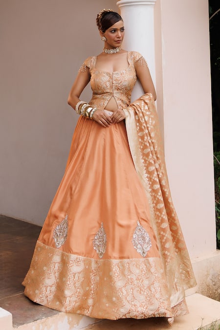 Meenagurnam Jacquard Jaal & Sparkle Embellished Lehenga Set 