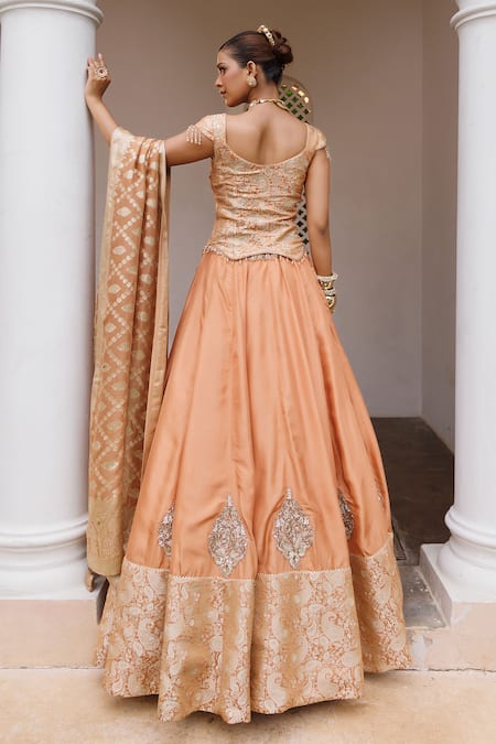 Meenagurnam Jacquard Jaal & Sparkle Embellished Lehenga Set 