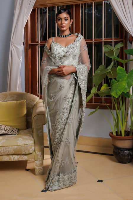 Meenagurnam Floral Sequin Embellished Saree With Blouse 