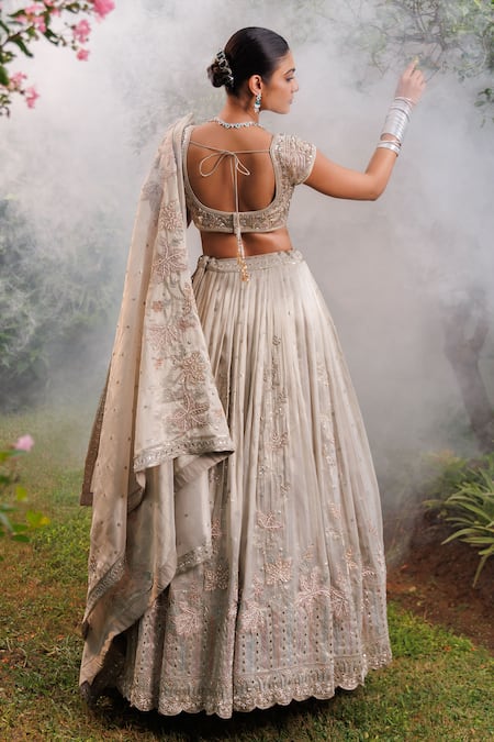 Meenagurnam Floral Sequin Cutdana Resham Embroidered Lehenga Set 