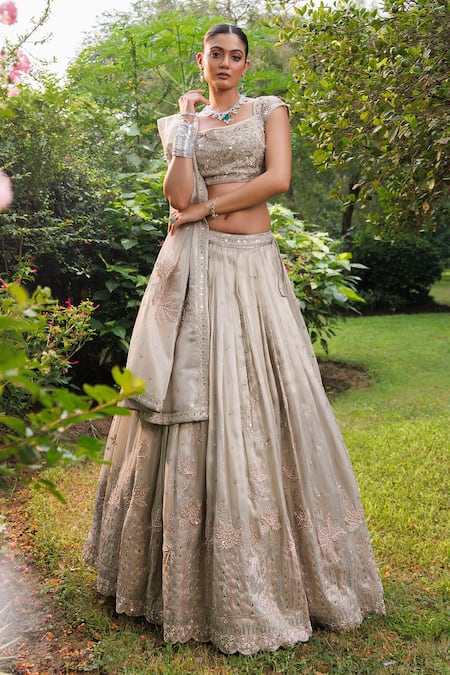 Meenagurnam Floral Sequin Cutdana Resham Embroidered Lehenga Set 