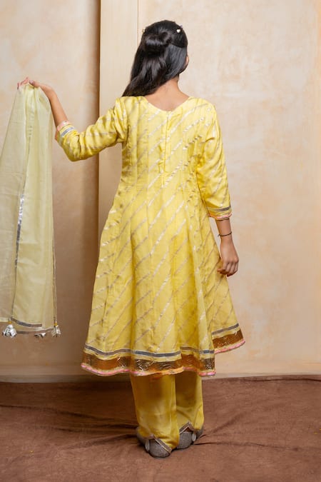 Shop Kirti Agarwal - Pret N Couture Yellow Organza, Viscose, Shantoon Mirrors, Embroidered Anarkali Kurta Set at Aza Fashions Shop_Kirti Agarwal - Pret N Couture_Yellow Organza, Viscose, Shantoon Mirrors, Embroidered Anarkali Kurta Set _at_Aza_Fashions