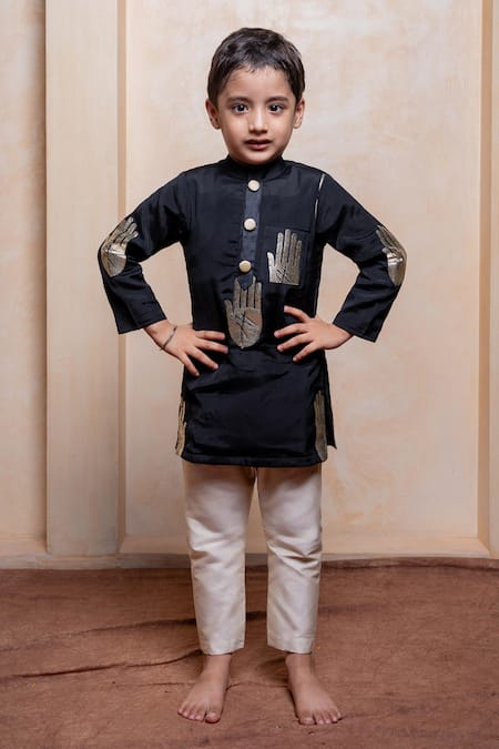 Kirti Agarwal - Pret N Couture Hand Motif Embroidered Kurta Pyjama Set 