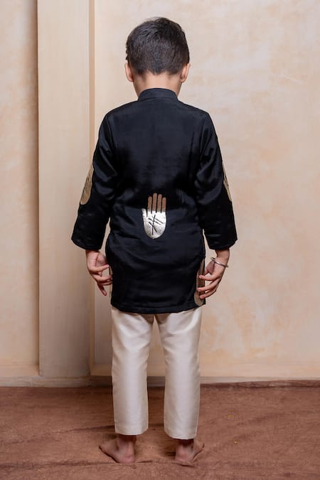 Kirti Agarwal - Pret N Couture Hand Motif Embroidered Kurta Pyjama Set 