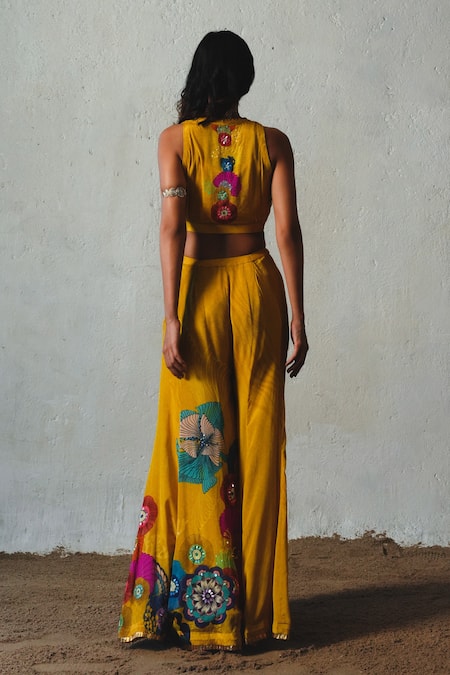 Basil Leaf Embroidered Top With Palazzo 