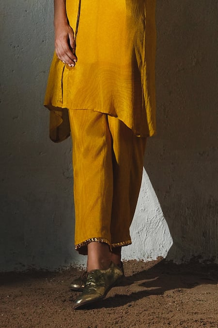 Basil Leaf_Yellow Linen, Silk, Shantoon Beads Round Neck, Split Printed Kurta And Pant Set _Online_at_Aza_Fashions