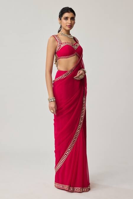 Vvani By Vani Vats_Red Georgette Mirrors, Tassels Sweetheart Neck Bordered Saree With Blouse _Online_at_Aza_Fashions