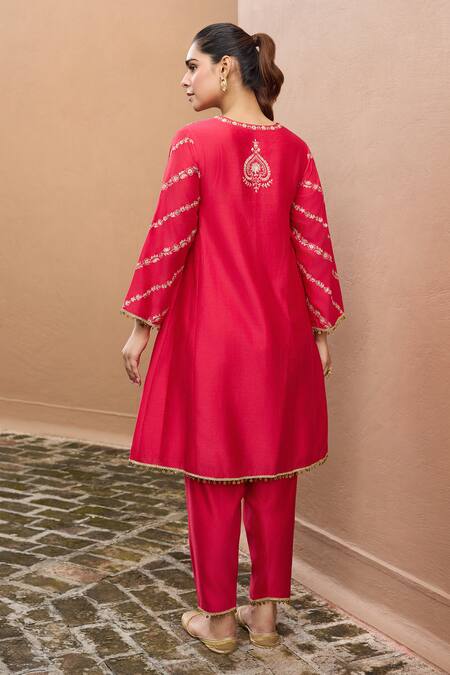 Shop Dohr India Pink Chanderi Silk, Organza Zari, Sequins, Embroidery Sitarah Choga Kurta Set at Aza Fashions Shop_Dohr India_Pink Chanderi Silk, Organza Zari, Sequins, Embroidery Sitarah Choga Kurta Set _at_Aza_Fashions