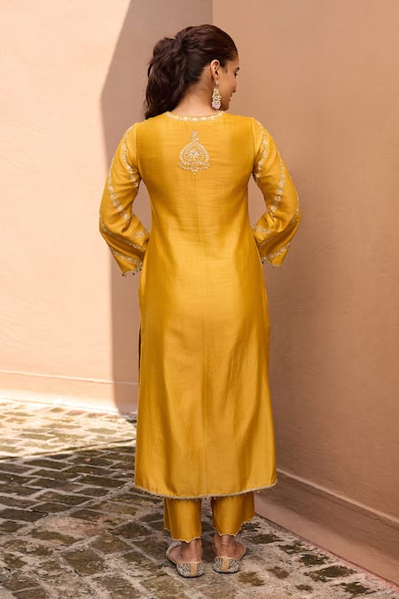 Dohr India Zeenat Embroidered Kurta & Palazzo Set 