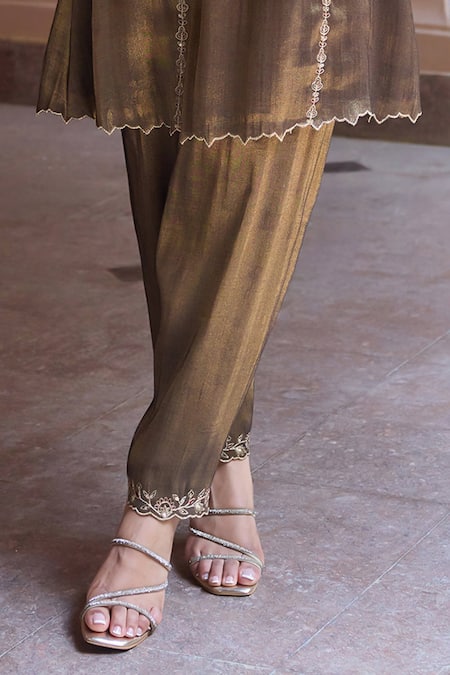 Dohr India Black Tissue, Organza Embroidery, Zari, Nurah Aari And Gota Kurta Salwar Set Online at Aza Fashions Dohr India_Black Tissue, Organza Embroidery, Zari, Nurah Aari And Gota Kurta Salwar Set _Online_at_Aza_Fashions