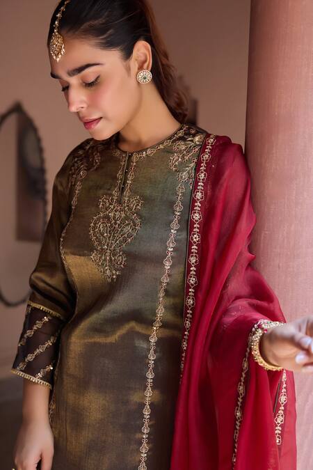 Shop Dohr India Black Tissue, Organza Embroidery, Zari, Nurah Aari And Gota Kurta Salwar Set Online at Aza Fashions Shop_Dohr India_Black Tissue, Organza Embroidery, Zari, Nurah Aari And Gota Kurta Salwar Set _Online_at_Aza_Fashions