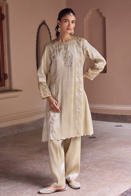 Buy Dohr India Gray Tissue, Organza, Silk Embroidery, Gota Patti Round Nurah Aari Kurta Set Online at Aza Fashions Buy_Dohr India_Gray Tissue, Organza, Silk Embroidery, Gota Patti Round Nurah Aari Kurta Set _Online_at_Aza_Fashions