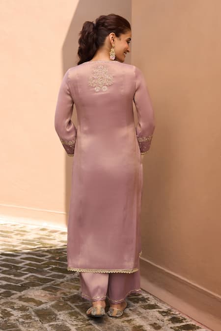 Shop Dohr India Purple Tissue Embroidery, Zari, Sequins Split V-neck Divani And Kurta Set at Aza Fashions Shop_Dohr India_Purple Tissue Embroidery, Zari, Sequins Split V-neck Divani And Kurta Set _at_Aza_Fashions