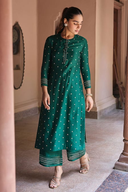 Buy_Dohr India_Emerald Green Chanderi Silk, Jacquard, Cotton, Organza Zari, Sequins, Kurta Set _Online_at_Aza_Fashions