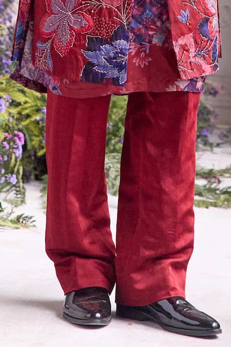 Mahima Mahajan Red Linen, Satin Embroidery Nawaf Panelled Fanah Print Sherwani Set Online at Aza Fashions Mahima Mahajan_Red Linen, Satin Embroidery Nawaf Panelled Fanah Print Sherwani Set _Online_at_Aza_Fashions