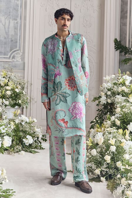 Mahima Mahajan Ashan Fanah Print Quilted Bundi Kurta & Trouser Set 