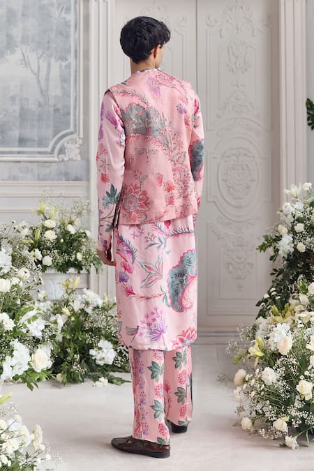 Mahima Mahajan Faisal Quilted Hand Embroidered Bundi Kurta Set 