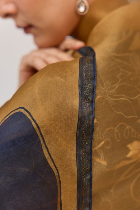 Buy_Ruchi Marodia_Blue Bamboo, Cotton, Organza Tassels V-neck Krishna Kamal Print Kurta Set _Online_at_Aza_Fashions