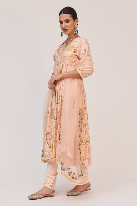 Buy_Ruchi Marodia_Peach Bamboo, Cotton, Organza Embroidery V-neck Krishna Kamal Print Anarkali Set _Online_at_Aza_Fashions