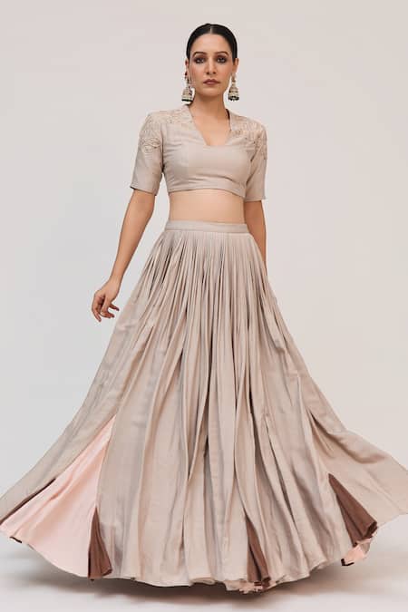 Buy_Ruchi Marodia_Gray Cotton, Bamboo, Organza Embroidery, Zari V-neck Lotus Bloom Lehenga Set _Online_at_Aza_Fashions