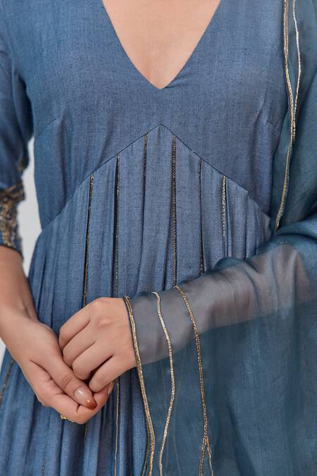 Shop_Ruchi Marodia_Aqua Tussar, Organza Embroidery, Metallic Thread V-neck Tree Trunk Anarkali Set _Online_at_Aza_Fashions