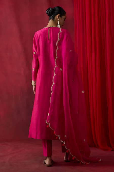 Shikha Mehta Ravneet Embroidered Kurta Set 
