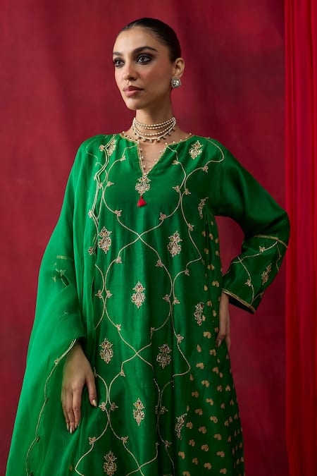 Shop_Shikha Mehta_Green Cotton, , Organza Embroidery, Piping, Tassels Mahira Kurta Set _Online_at_Aza_Fashions